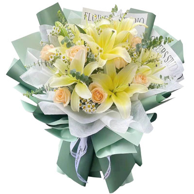 大庆9朵香槟玫瑰黄色百合，每天充满活力