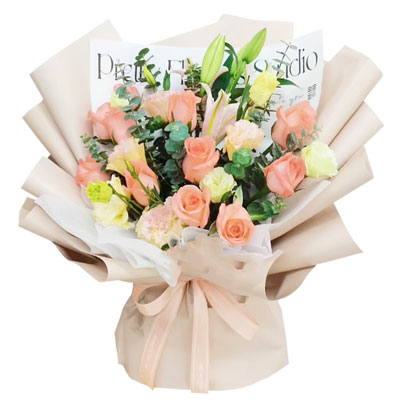 大庆11朵粉玫瑰百合，温暖与甜蜜